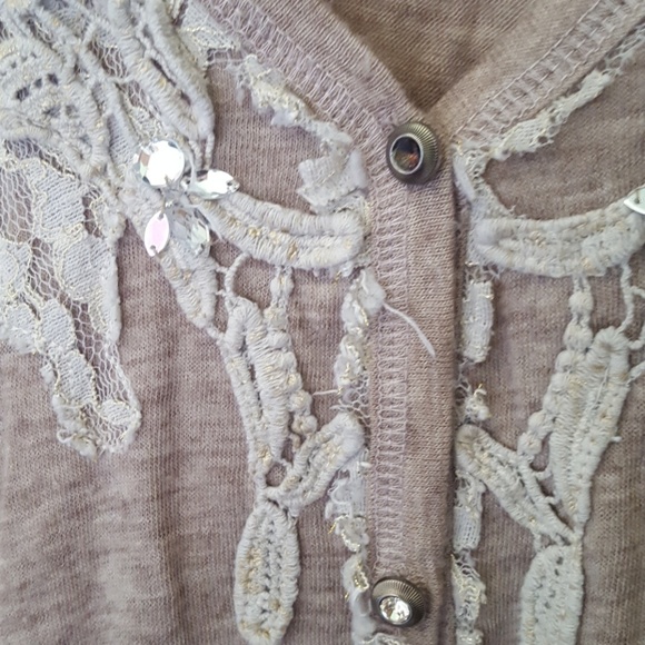 Miss me light lace button down - Picture 3 of 7